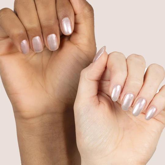 butter LONDON - Pure Colour - Sassie Lassie - 21X Nail Lacquer - Image 5