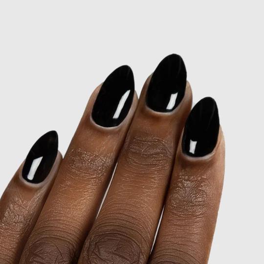 butter LONDON - Pure Colour - Union Jack Black - 21X Nail Lacquer - Image 4