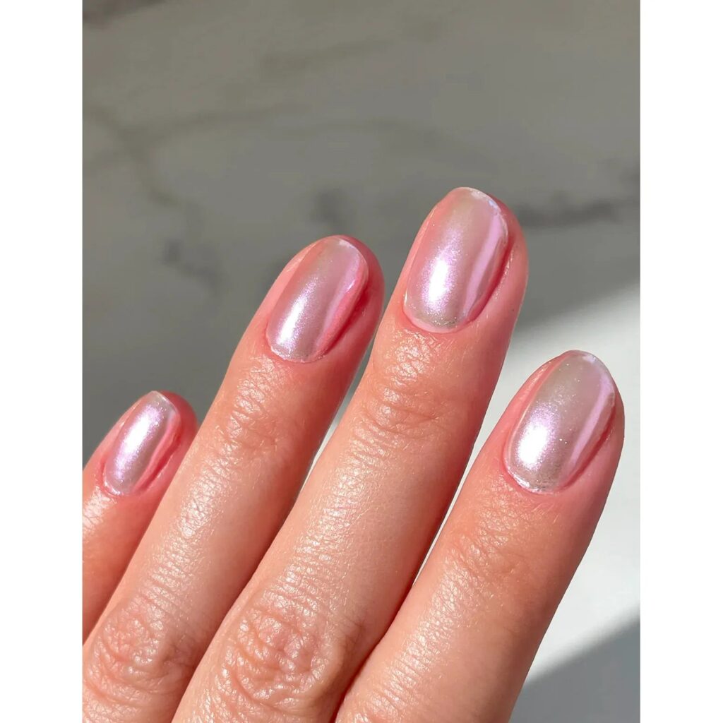 Le Mini Macaron - Stardust Liquid Nail Powder- Pearl Shimmer