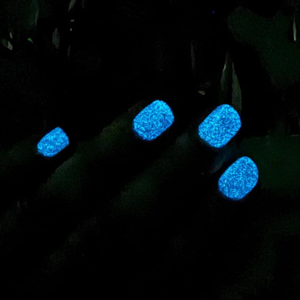 Loud Lacquer - Ghostie Glow 0.45 oz