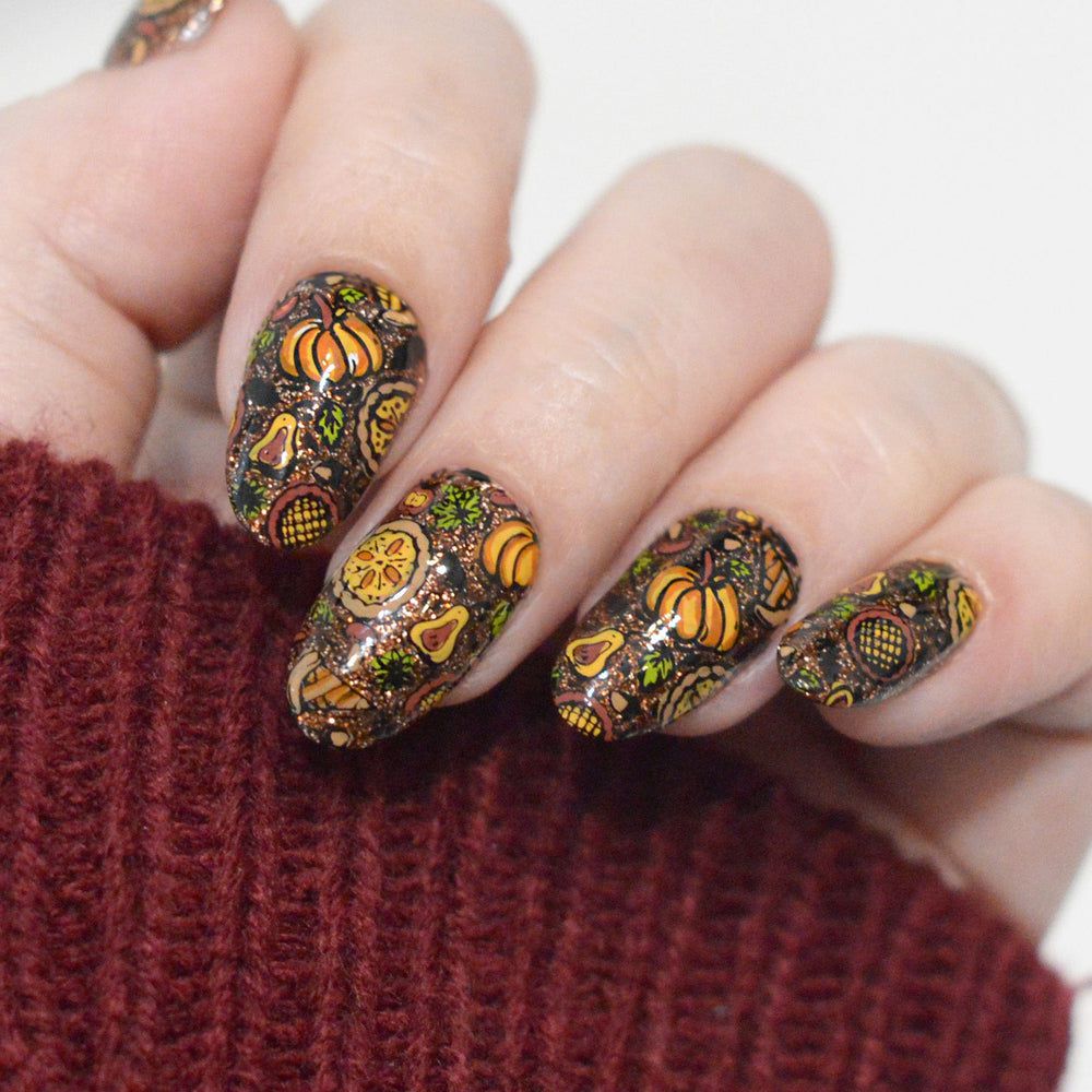 Maniology - Stamping Plate - Give Thanks (M536)