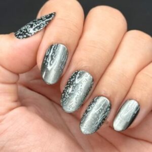 Maniology - Stamping Plate - Misty Mornings (M575)