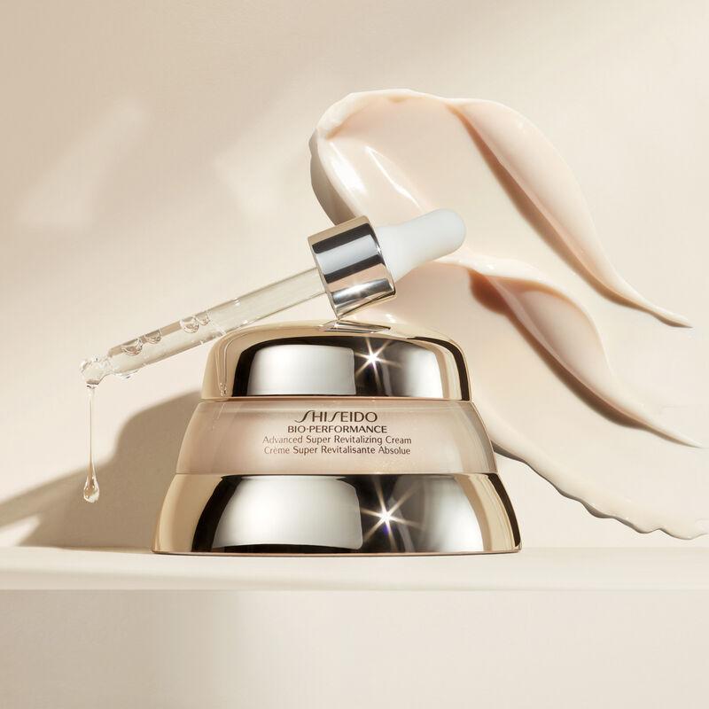 Shiseido - Bio-Performance Advanced Super Revitalizing Cream - 75 ml / 2.6 oz